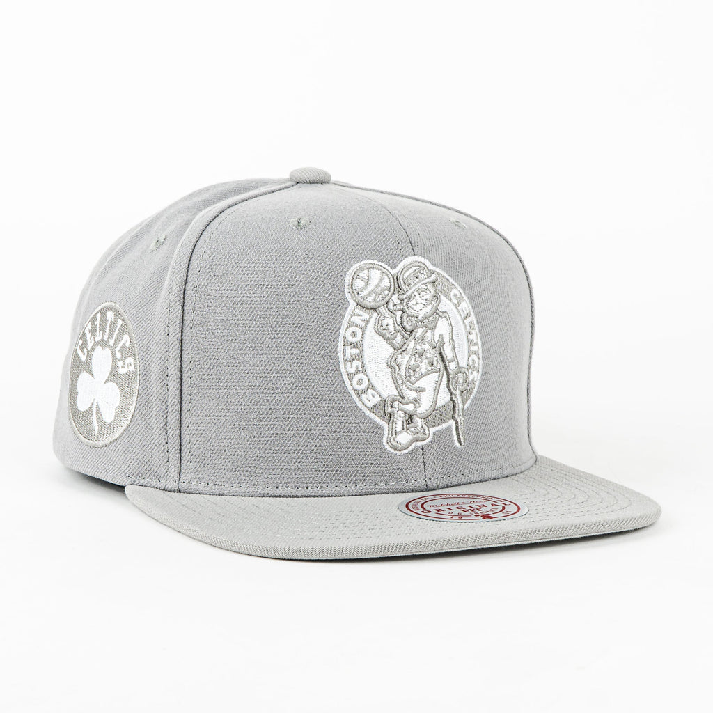GORRA MITCHELL & NESS CELTICS EVERGREEN GREY